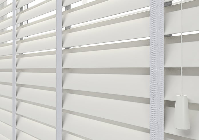 Shino Deluxe, Chalkstone - Motorised Venetian Blind - Image 4